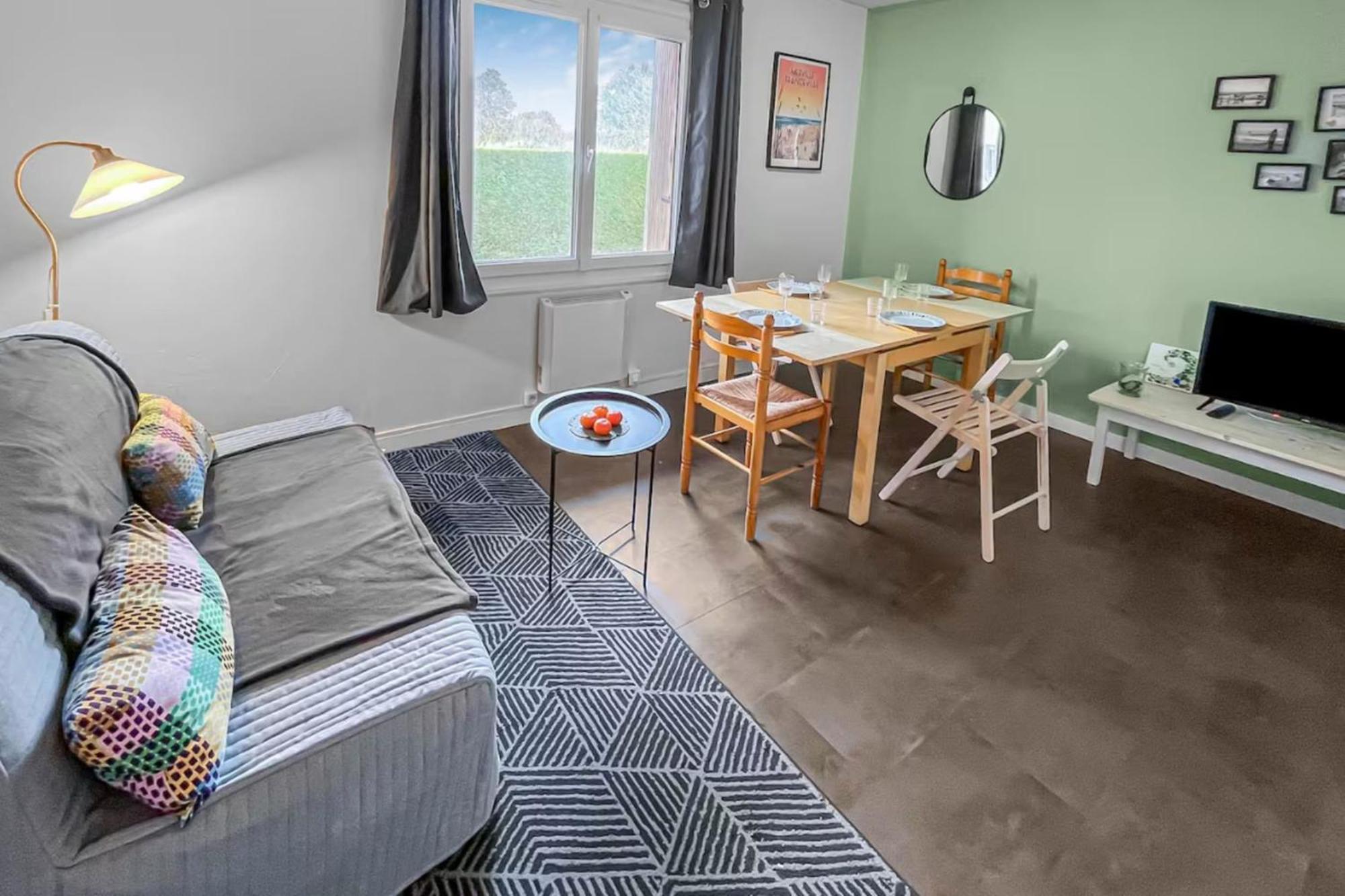 Apartment Bright - Near The